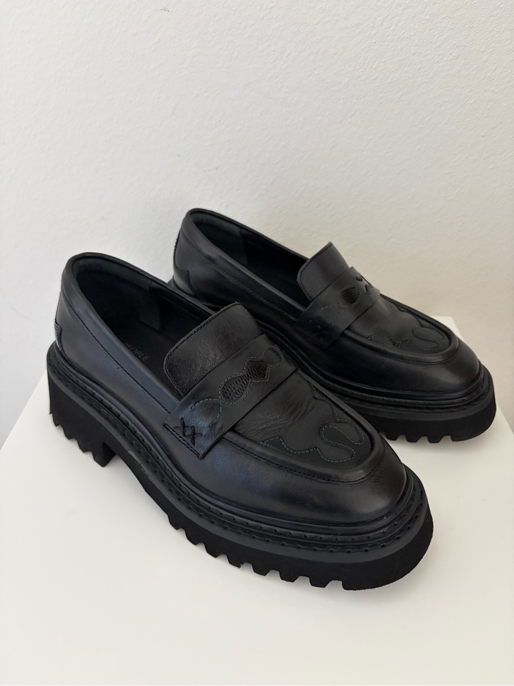 Free people - chunky loafers